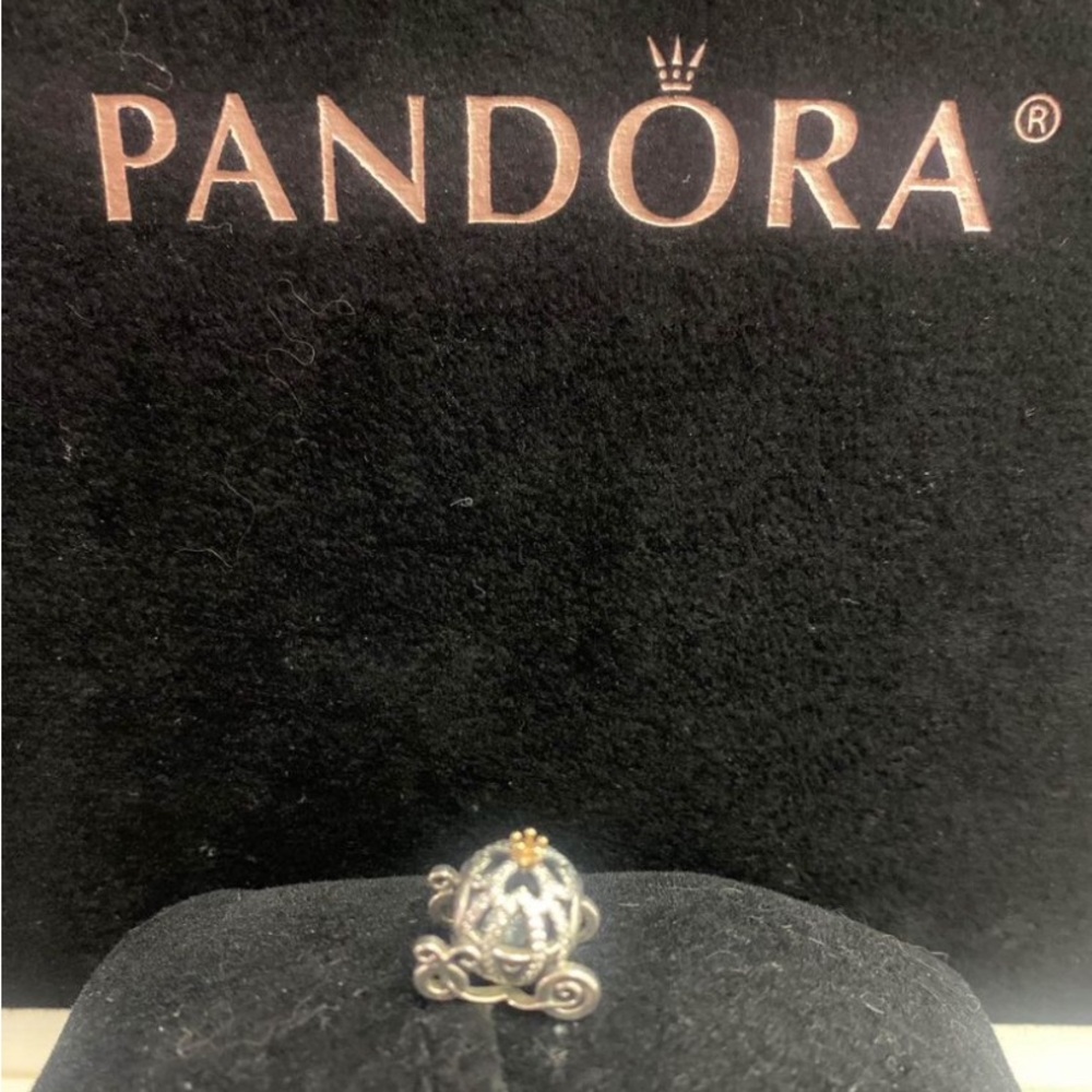 Pandora Disney Cinderella coach charm